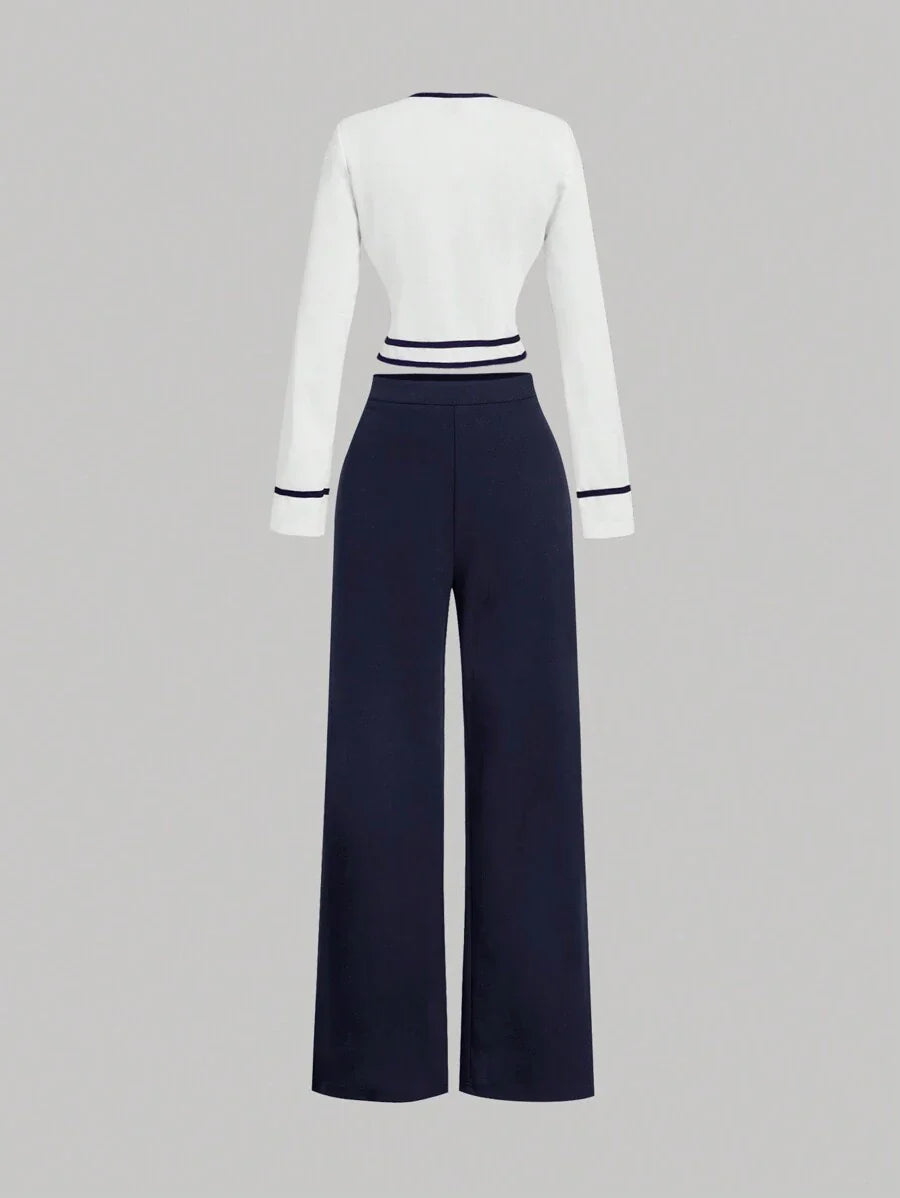 Conjunto Feminino Cropped com Calça Longa em Malha Azul Marinho