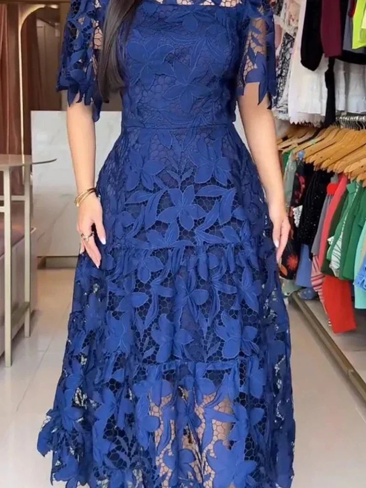 Vestido Feminino Midi Renda Manga Curta