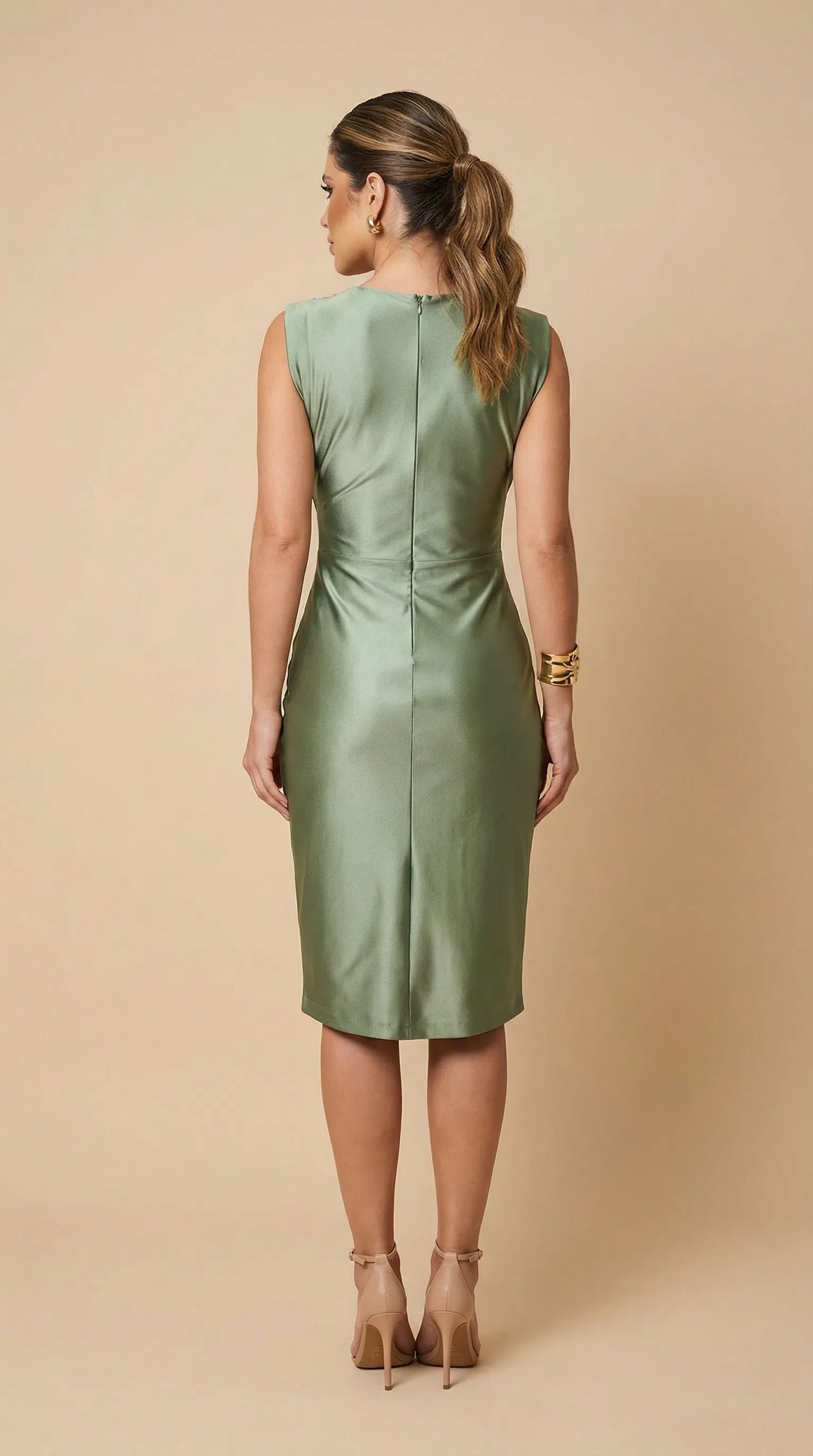 Vestido Feminino Midi Decote V