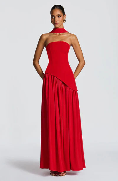 Vestido Longo Sem Alças Elegante