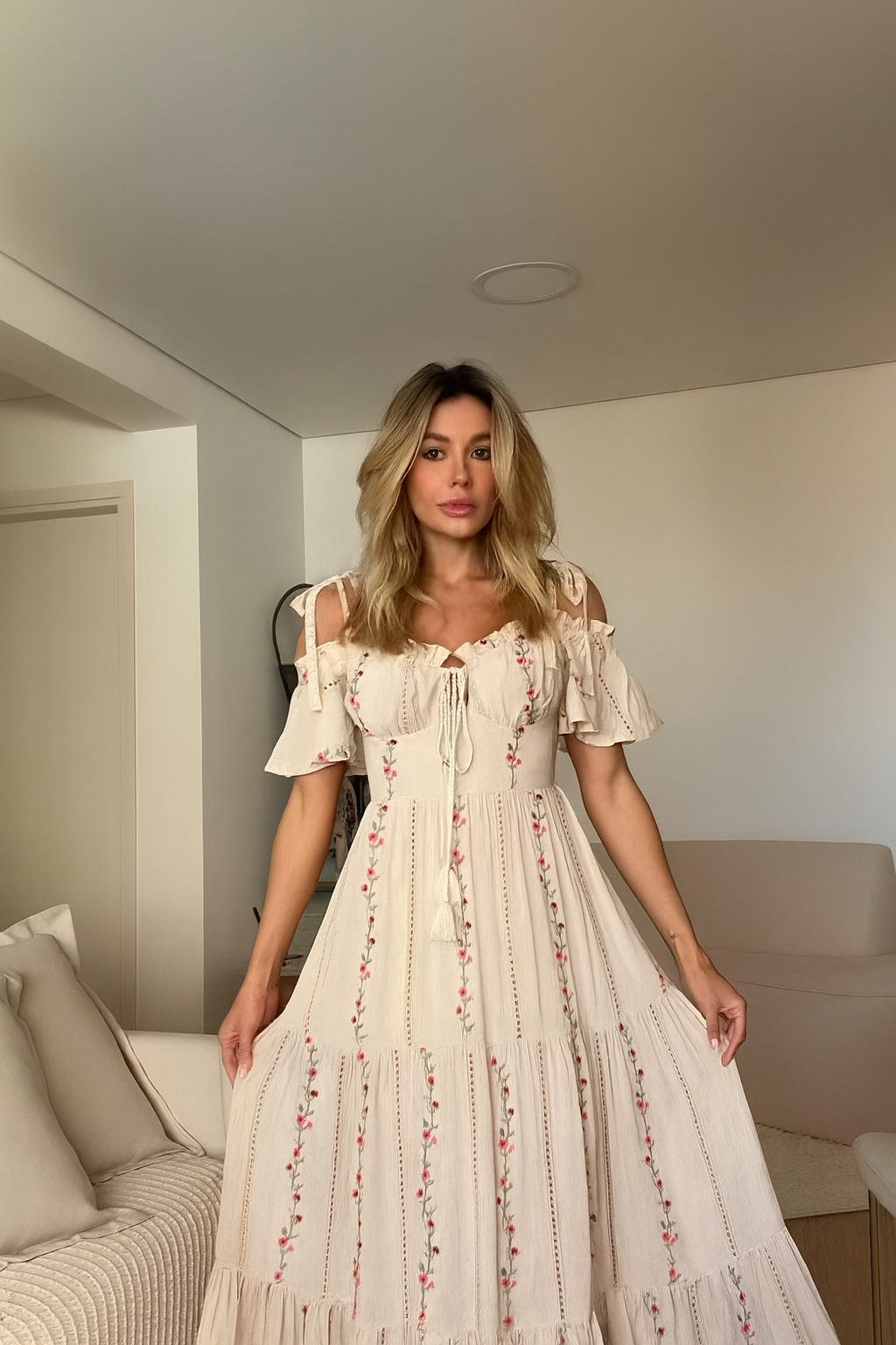 Vestido Feminino Floral Longo Ombro Vazado