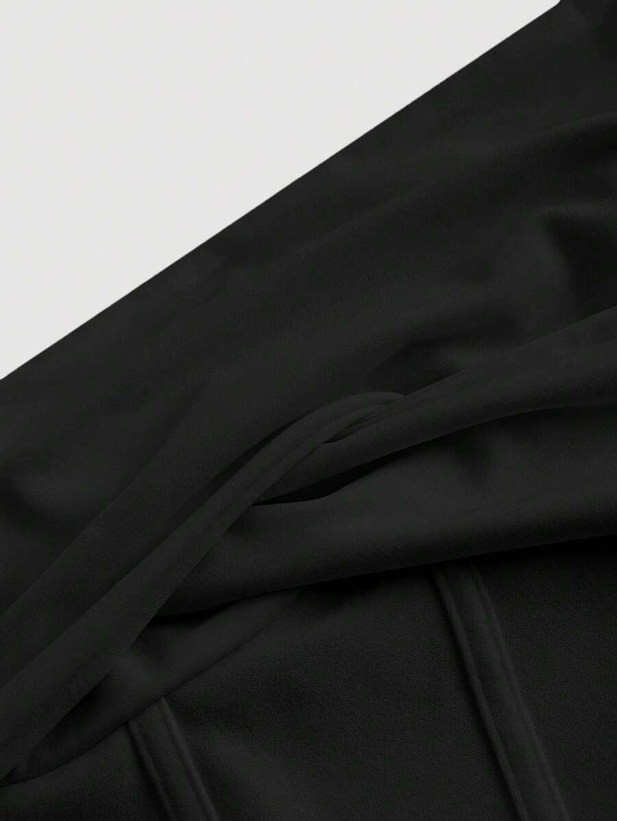 Conjunto Feminino Elegante com Top Camisola e Calça Pantalona Preto