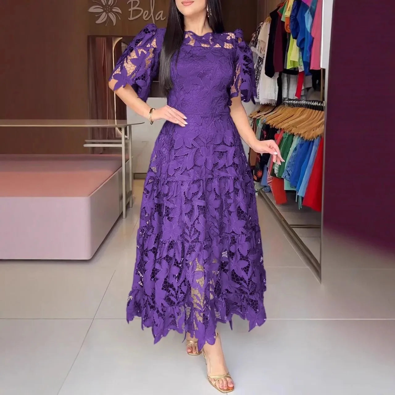 Vestido Feminino Midi Renda Manga Curta