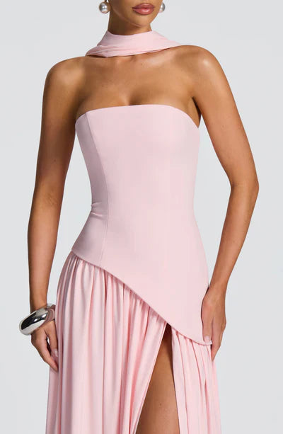 Vestido Longo Sem Alças Elegante