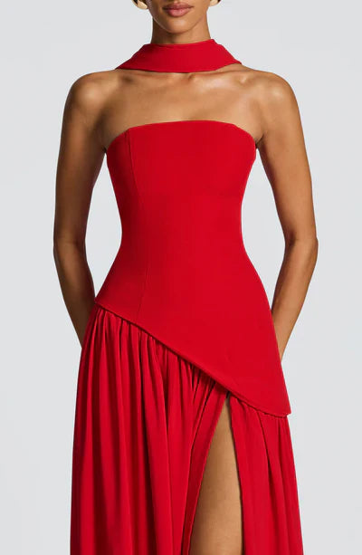 Vestido Longo Sem Alças Elegante