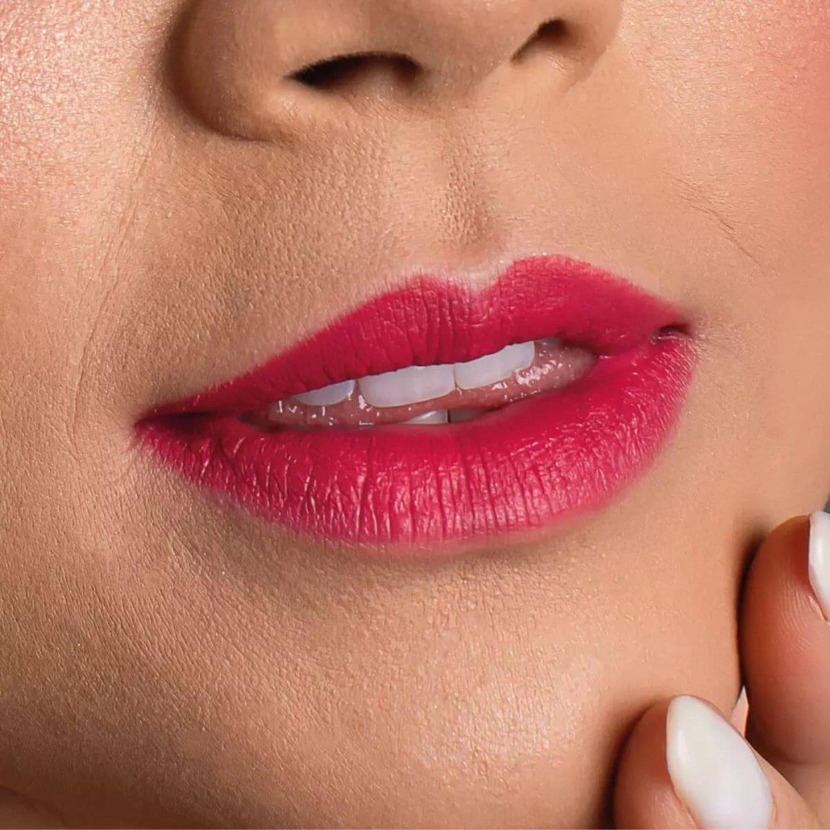 BATOM CREMOSO KV MAKEUP VELVET CREAM ABSOLUT ROSE 3,7G — imagem 3 | Farmácia Resyla