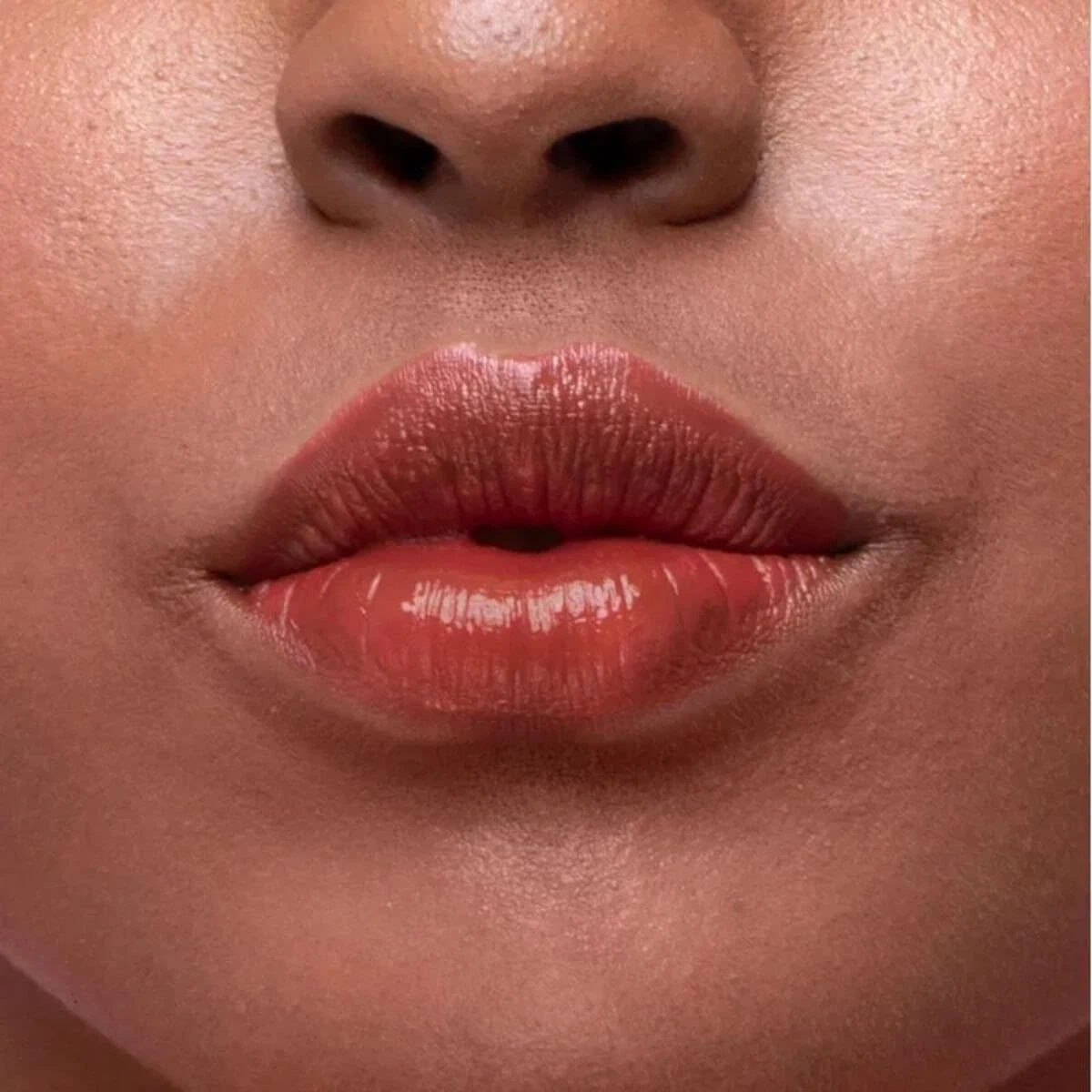 LIP TINT RUBY KISSES FEELING POWERFUL ALTA FIXACAO — imagem 3 | Farmácia Resyla