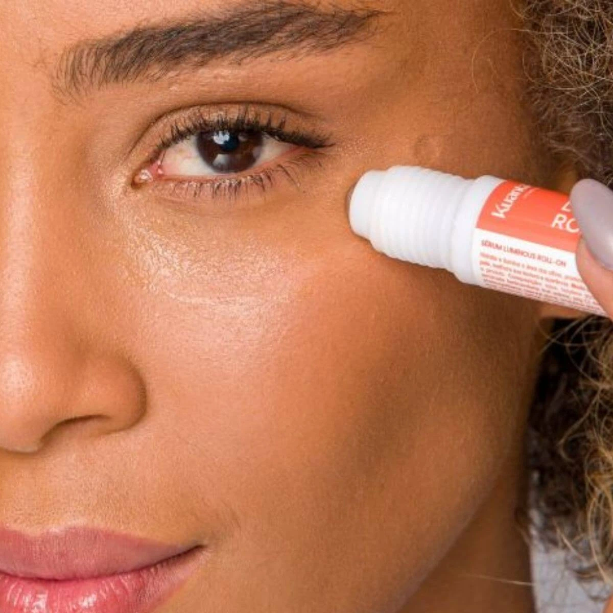 SERUM KV ROLLON VITAMINA C LUMINOUS 15G — imagem 5 | Farmácia Resyla
