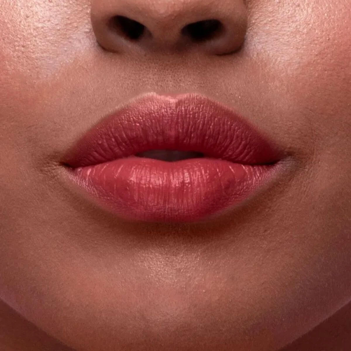 LIP TINT RUBY KISSES BLUEBERRY PIE ALTA FIXACAO — imagem 3 | Farmácia Resyla